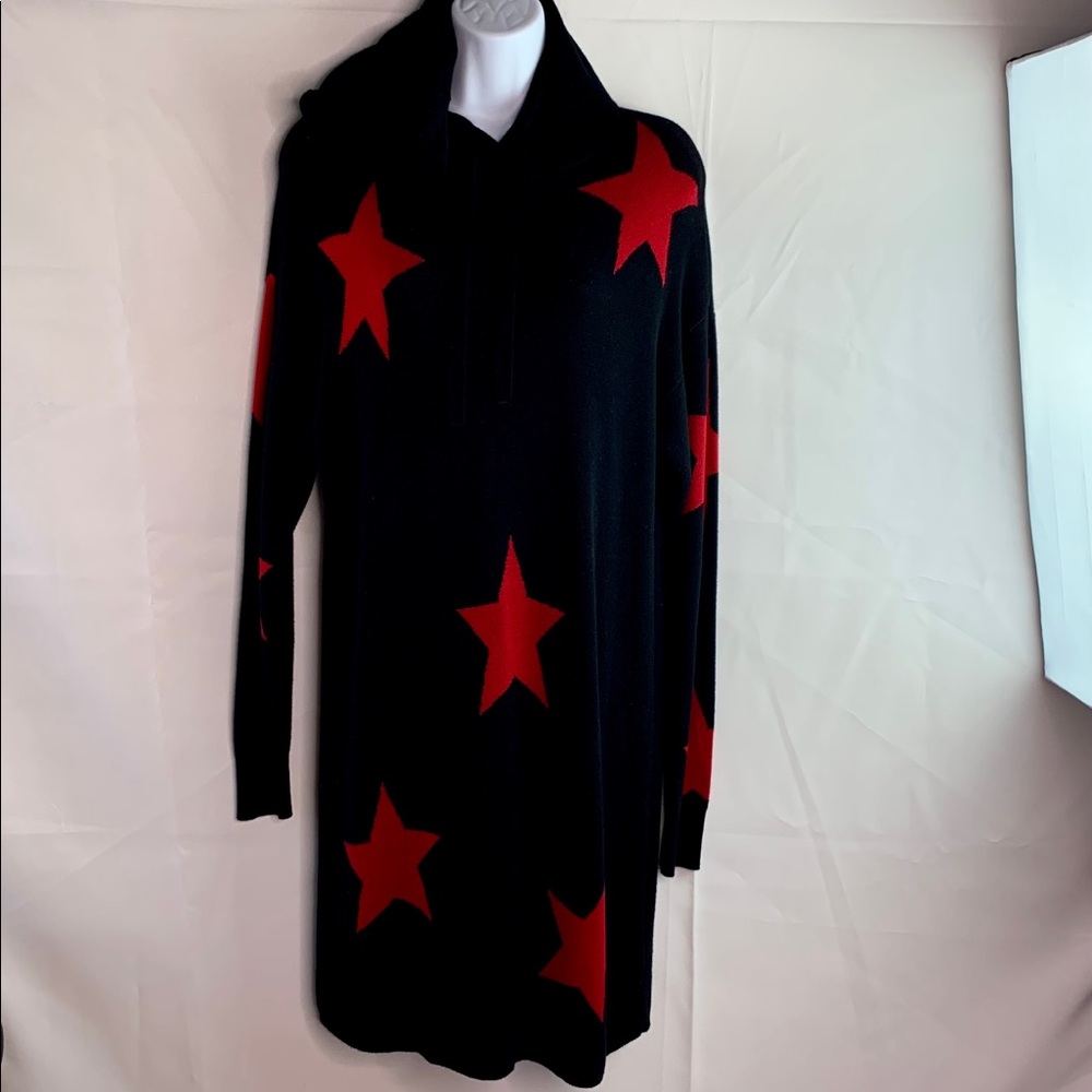 Hot Topic Black and Red Star Dress - Picture 2 of 9
